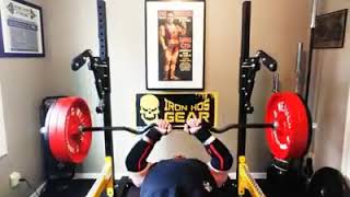 Skullcrusher with 235lbs at 50 yoa using a rogue rackable curl bar