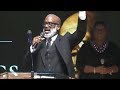 BeBe Winans Sings 