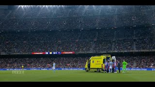 RONALD ARAUJO  Emergency Medical was taken away  CAMP NOU