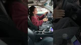 你看我像你们心目中的女神吗？漂移女神开车 专业动作请勿模仿