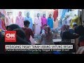 Pasar Tanah Abang Penuh Pengunjung, Pedagang Untung Besar