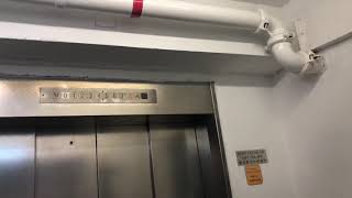 Hong Kong Elevator at Jockey Club Creative Art Centre (JCCAC) Lift No. 3 (Toshiba)