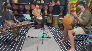 Jarabi by Sekou(Kora), Boka(Djembe) and PeiYu (Balafon)