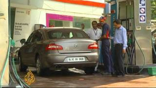 Political turmoil in India as oil prices rise