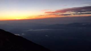 280910富士山山頂ご来光動画