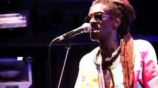 Cheikh Lô - Cheikh Ibra Fall (Live)