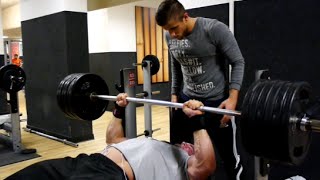 Bench Press 200kg 5x RAW