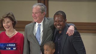 President Bush welcomes 49 new U S  citizens in Dallas