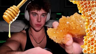 ASMR RAW Honeycomb 🍯🐝 Mukbang 👅