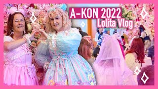 Taking my mom to a lolita fashion tea party! A-kon 2022 Vlog