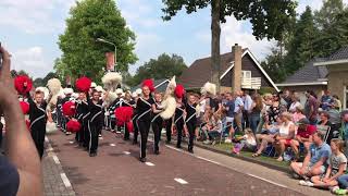 Jong advendo bij bloemencorso Zundert 2017