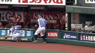 【プロ野球パ】ファウルゾーンぎりぎりの打球もなんのその、これがレアードの守備範囲  2015/07/05 E-F