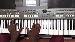 Kiswahili worship.Nimeanguka miguni pako kukuabudu,mwokozi yesu, Piano cover