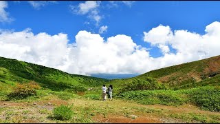 夏から秋に紅葉が始まる志賀高原・4K