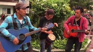 Wauuu ... Berani Sawer Berapa ??? Untuk 3 Pengamen Bogor Ini - To Love Somebody