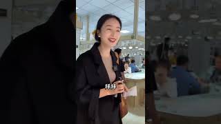 翡翠手镯：灵动唯美的紫底飘花翡翠手镯，姐姐们喜欢吗（4）#翡翠 #翡翠手镯 #翡翠直播 #shorts