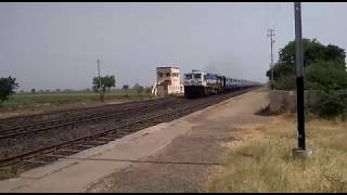 Jabalpur somnath express with wdp4d 40178