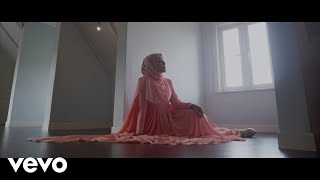 Erra Fazira - Menangkah Cinta (Official Music Video)