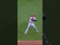 “看我单臂大回环！”算了还是别看了....... 棒球 mlb