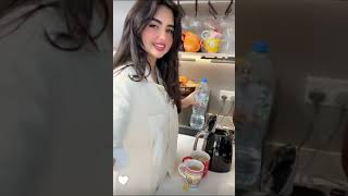 اميره و عبد الرحمن في المطبخ 😍 تحضيرات الشاي للفطور 😋 عائلة ميرو