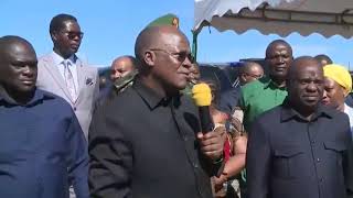 MAGUFULI AIBUKIA SITE, Ambananisha MKANDARASI - Nyumbani kwako kuna Lift?