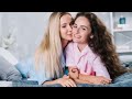 kiss lovely lesbian kiss mature and young lessbian girls kissing video