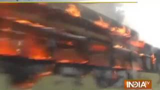 Angry mob protest against police in Patna