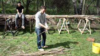 How to make a rope out of natural palm trees fibres - Palm Leaf Sculpture