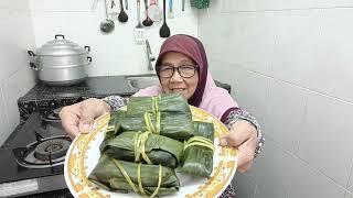 PULUT DAKAP PISANG. KUEH TRADISIONAL PANTAI TIMUR..WANGI SEMERBAK DAUN PISANG