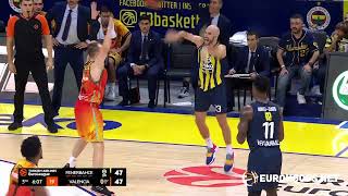 Fenerbahce Beko Istanbul-Valencia Basket 79-77: Nigel Hayes (17 points)
