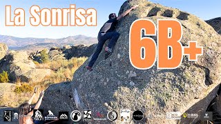 La Sonrisa 6B+ | Navalosa Boulder | Sector Umbrías