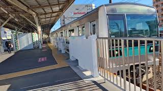 JR東日本E233系2000番台マト2編成　亀有駅2番線発車　　20241222 100037