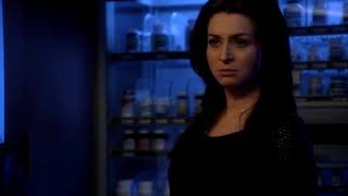 Amelia Shepherd - 5x21 - Drifting Back - Scene 12