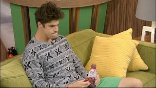 BB16 8/09 3:30pm - Zach Puts Amber's Sweater Back on and Sits Alone in the Living Room