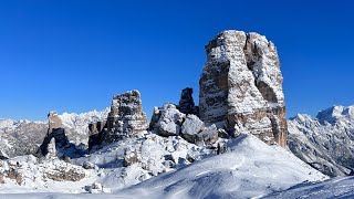 Panorami magnifici della pista sotto le 5 Torri, a Cortina. Dal rifugio Averau al rifugio Scoiattoli