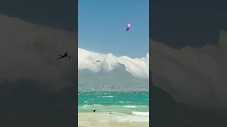 Crazy Kitesurfer Full Sends It 🤙🏻🔥