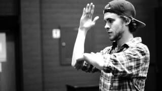 Behind the Scenes: Cast Teaches Crew
