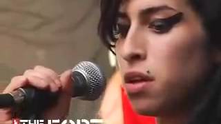Amy Winehouse - You know i'm no good Acustic @The FADER FORT