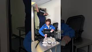 Handicap man turns into cop and arrest TSA employee for stealing #shorts