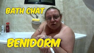 Chit Chat in the Bath: Relaxing Moments in Benidorm