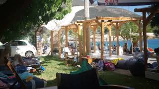 beach bar στον Άγιο Νικόλαο Φωκίδας