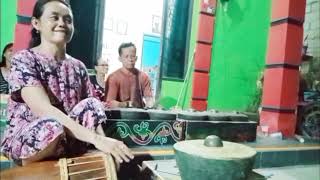 MUSIK DAYAK TARIAN GANTER KAMPUNG DEMPAR