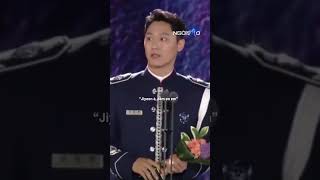 Lee Do Hyun cảm ơn bạn gái ngay trên sân khấu phát biểu nhận giải | Ngôi Sao VnExpress