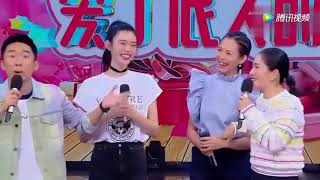 谢娜回归首秀尴尬笑场！吴昕的举动最暖心