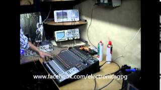 BEHRINGER XENYX 2442FX Reparada