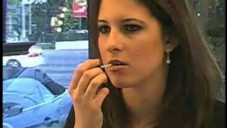 Professional Makeup Tips : How to Apply Professional Lipstick