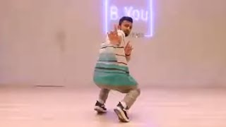Piyush bhagath on dance latest // ghungroo song dance by piyush bhagath