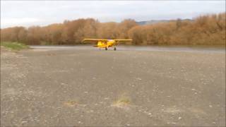 Bearhawk gravel bar action, STOL