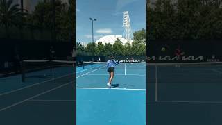 Jessica Pegula hitting with Francis Tiafoe on their day off at the Australian Open 🇺🇲 #ausopen