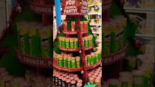 Pringles christmas tree #pringles #chips #christmastree #merrychristmas #shorts